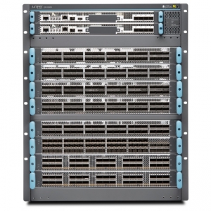 Juniper QFX10008-BASE